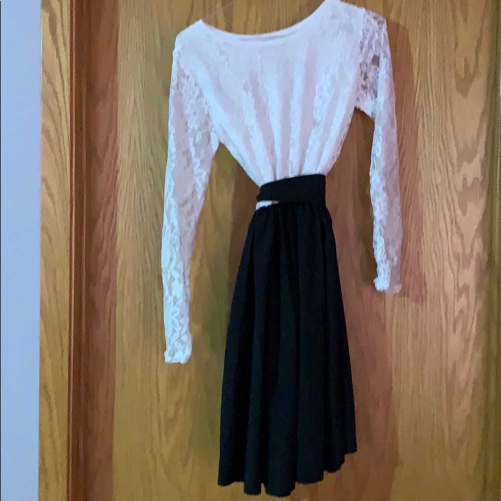 Nice White and black lace dress